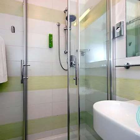 Otel Olympia 3*